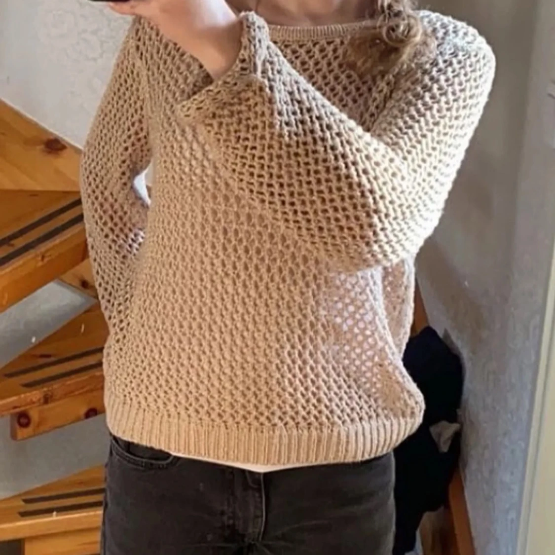 Beige stickad tröja från H&M - 1