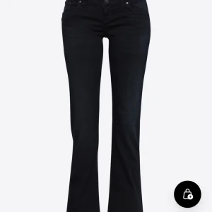 Ltb jeans svarta  - Andvända 1 gång och är i helt nytt skick. Fick i julklapp men tyckte dem var lite för korta på mig☺️