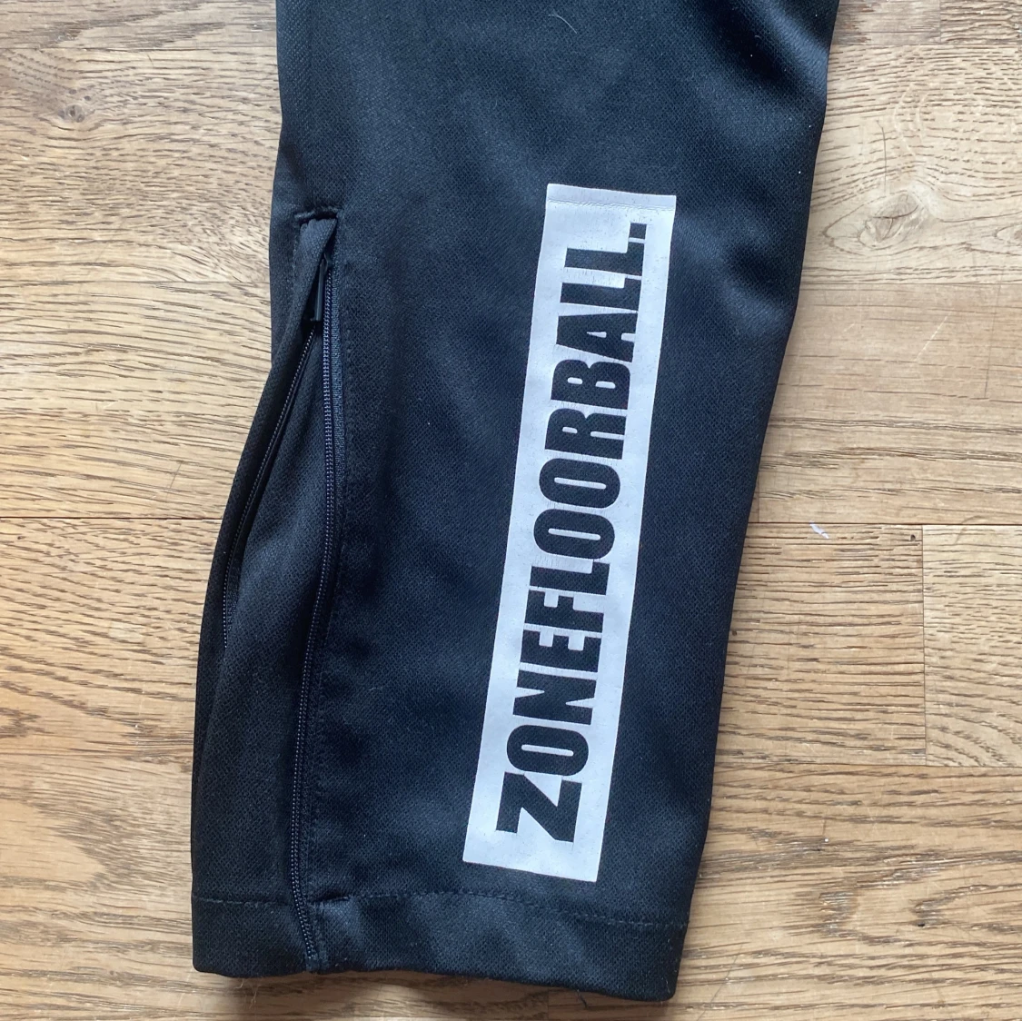 Svarta träningsbyxor från Zone Floorball - 2