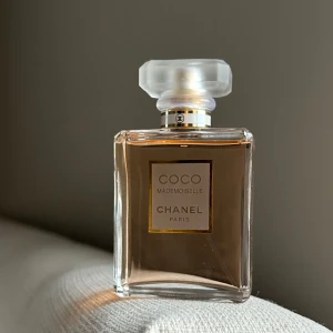 Coco Mademoiselle Parfym från Chanel - Säljer parfym från Chanel, endast använd en gång och därmed som ny! 