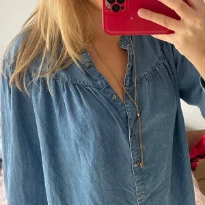 Den perfekta jeansskjortan! - Den perfekta jeansskjortan som passar till allt! 🤍