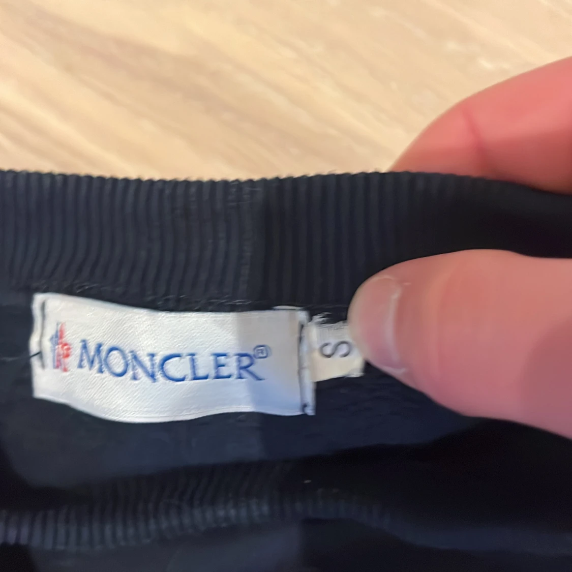 Mörkblå tröja från Moncler - 92