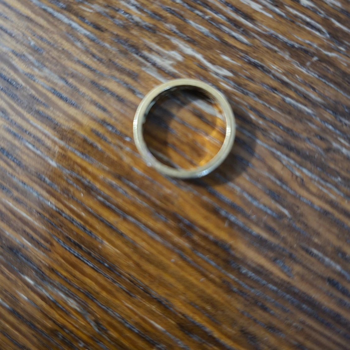 Guld ring med stenar 3.5 gram. - 91