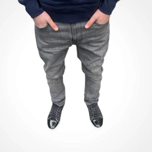 Nudie Jeans - Nudie jeans | grymt skick | nypris ca 1600kr | bör passa dig som är ca 185cm | w32 | fraktar spårbart via postnord på köparens bekostnad | hör av dig vid intresse!