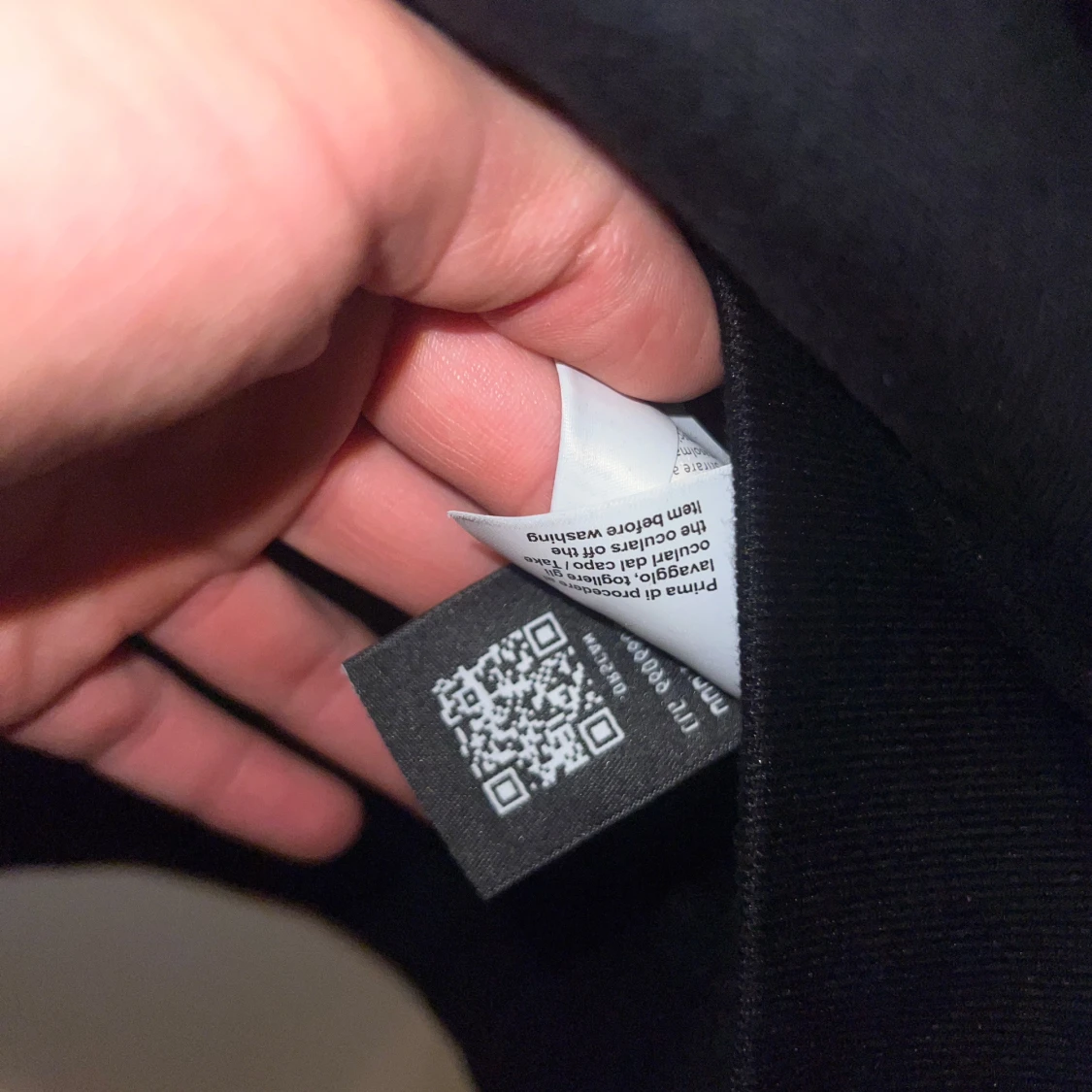 Svart hoodie från C.P. Company - 91