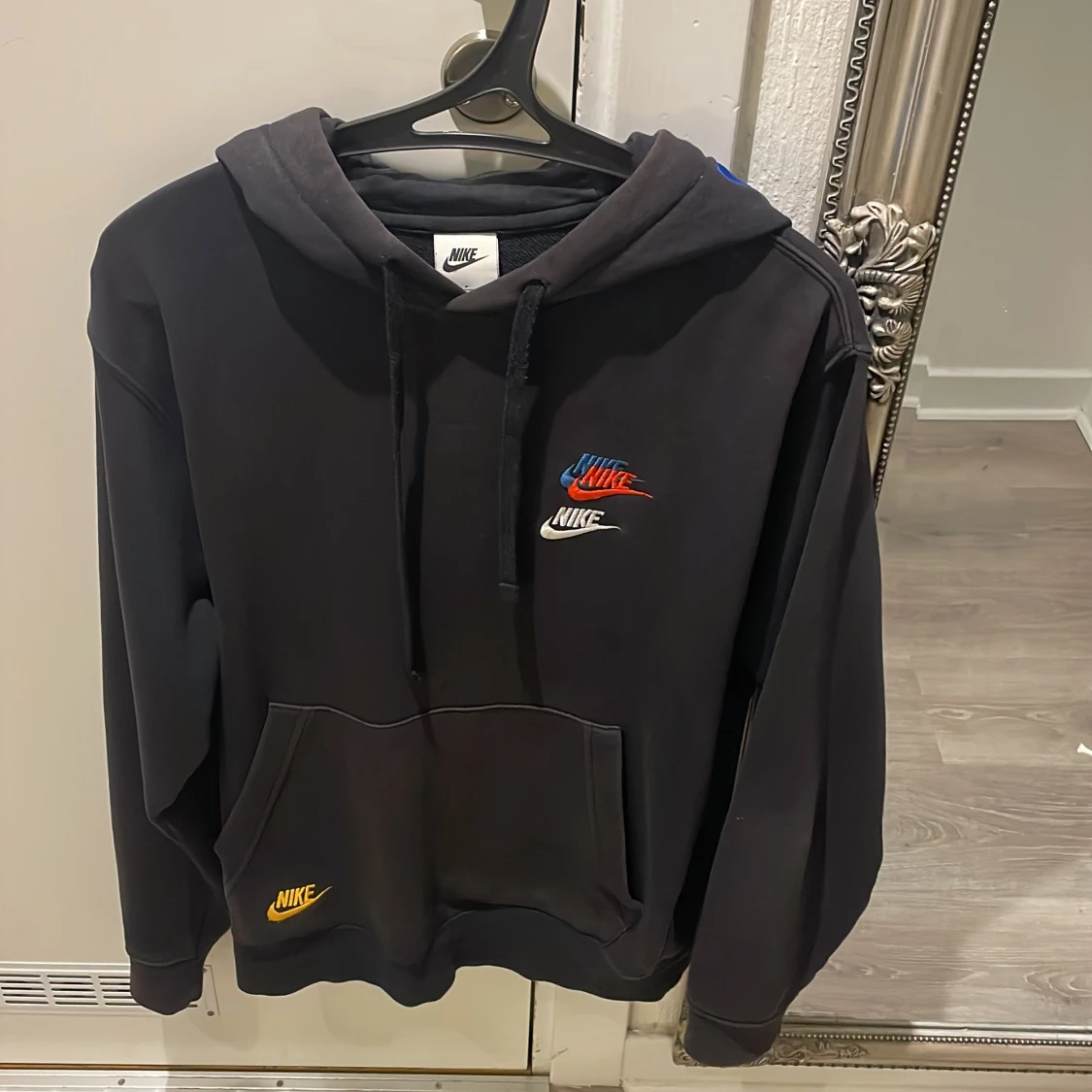 Svart hoodie från Nike