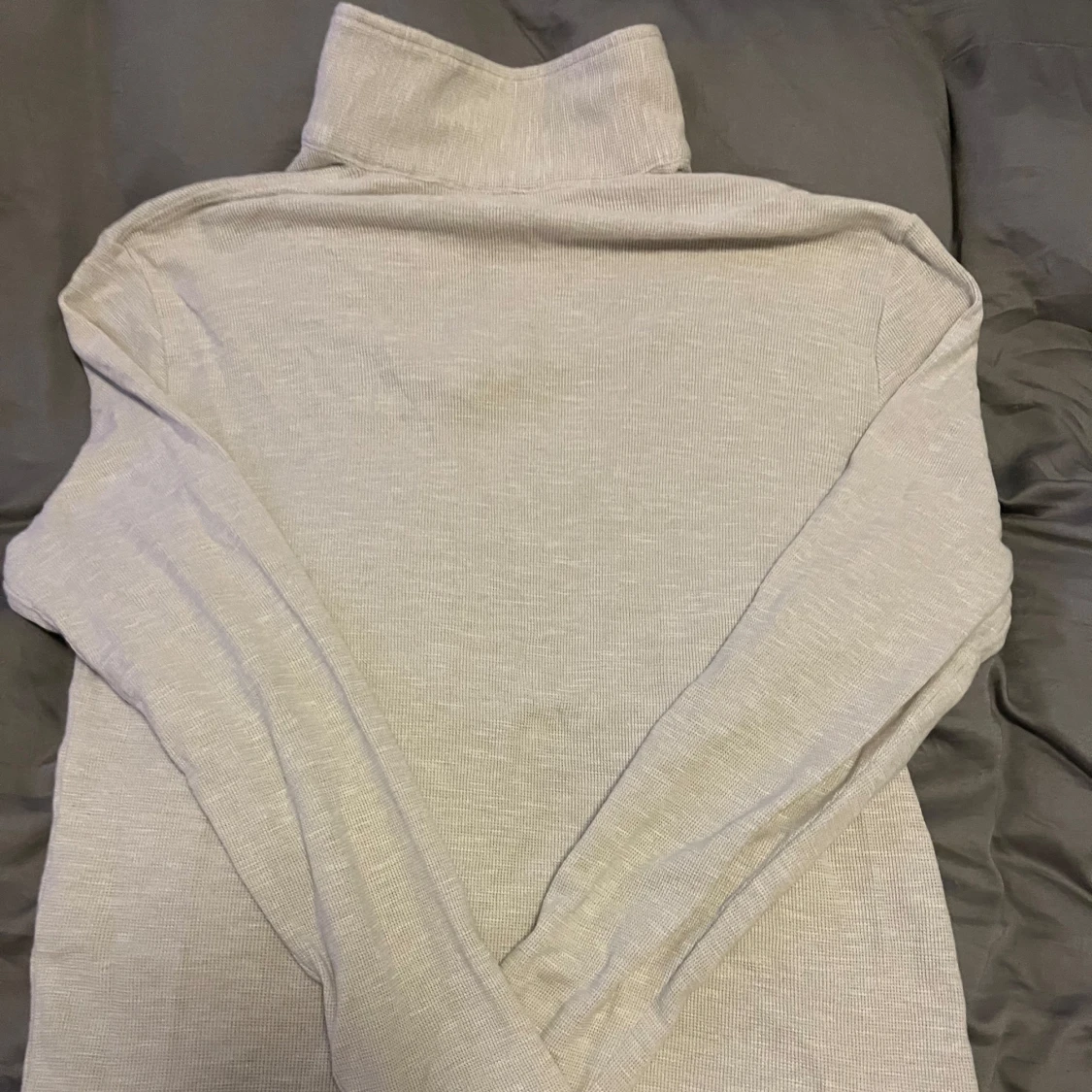 Beige långärmad tröja från East West - 91