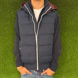 Väst - Snygg stilren väst 