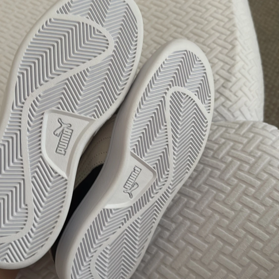 Svarta sneakers från Puma med foder - 92