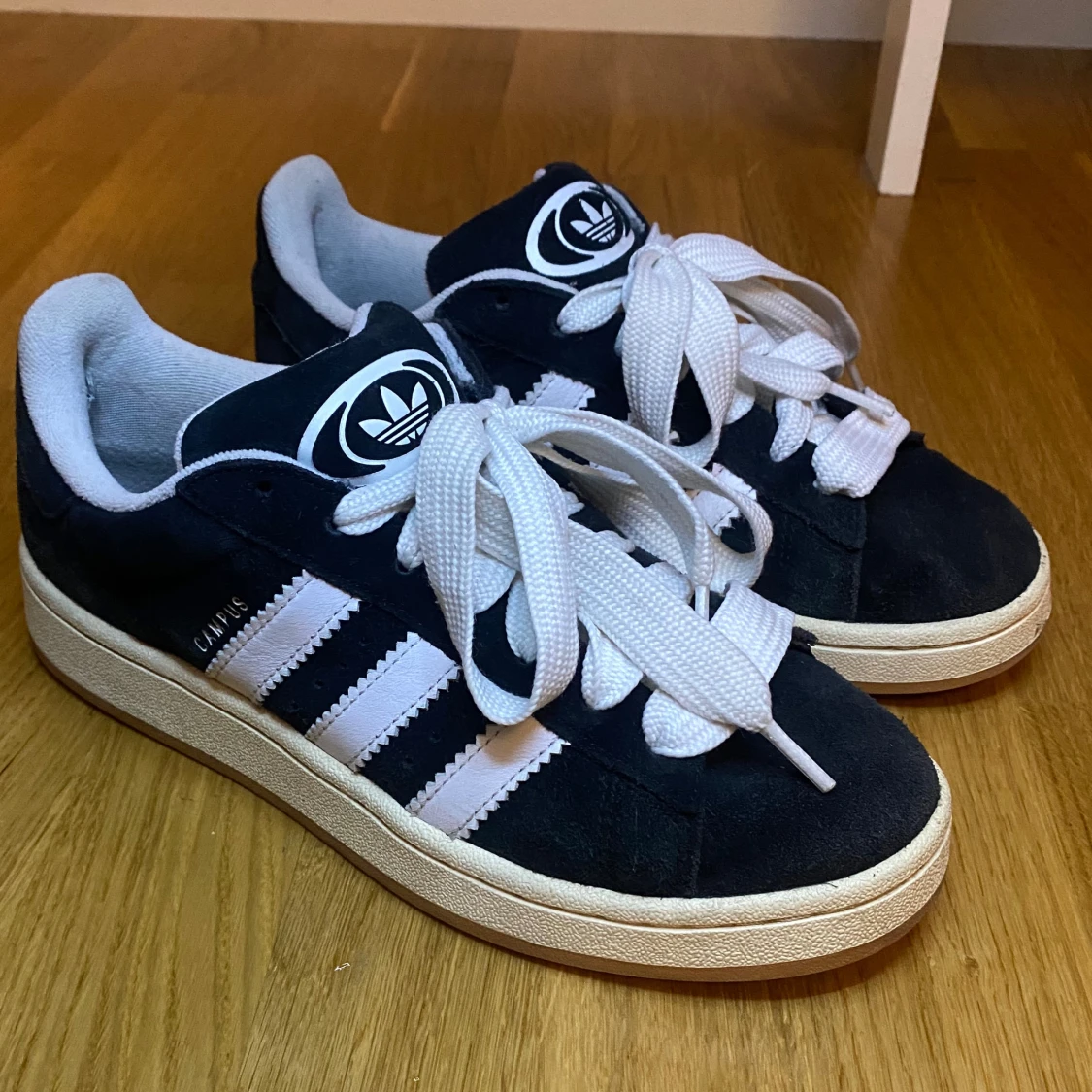 Adidas campus 00s