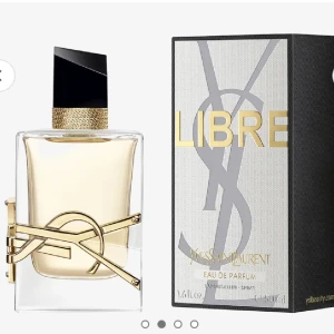 Parfym  - Säljer min 30ml Libre parfym, då jag inte gillar doften. Den är lite använd (bilder kan skickas) därav det låga priset. 🌸🌸 