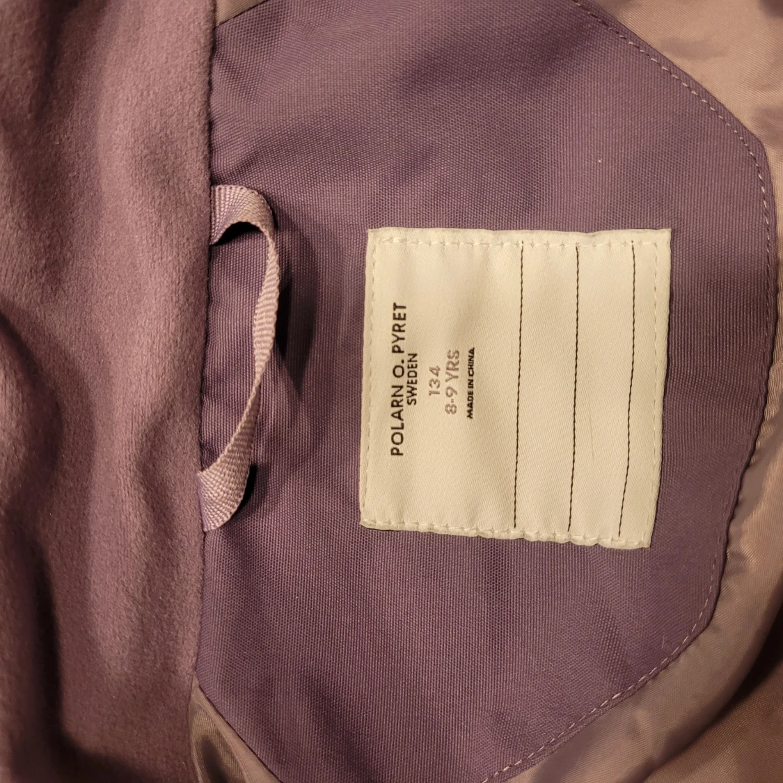 Lila jacka från Polarn O. Pyret - 91