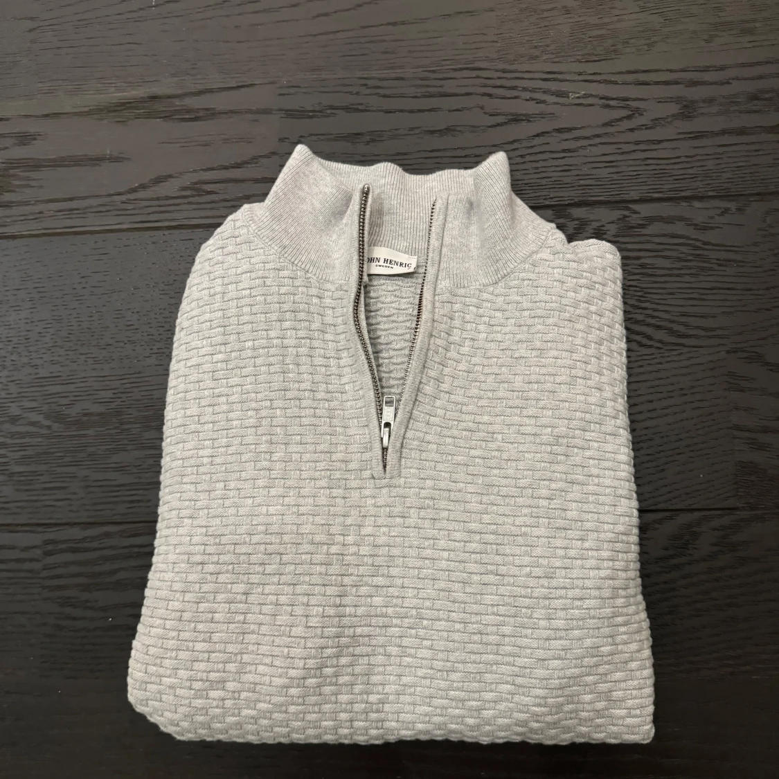 John Henric ziptröja