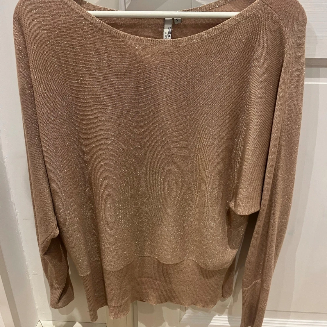 rosa glittrig tröja