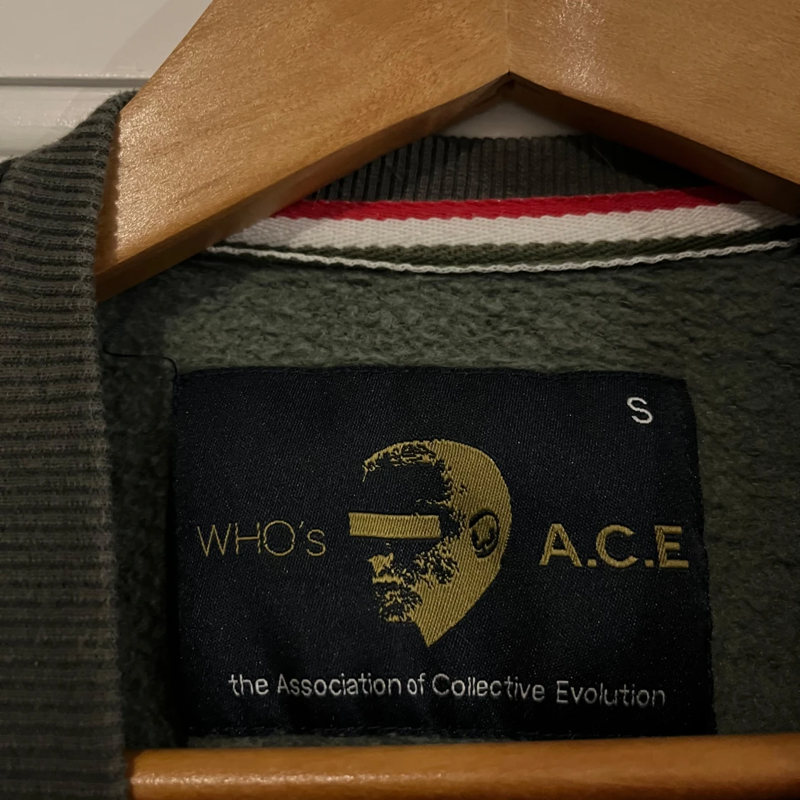 Camouflage tröja från WHO's A.C.E - 91