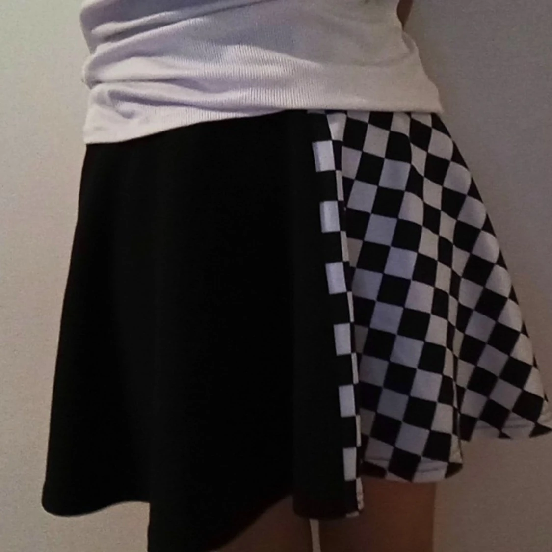 Cool halv rutig kjol - 91