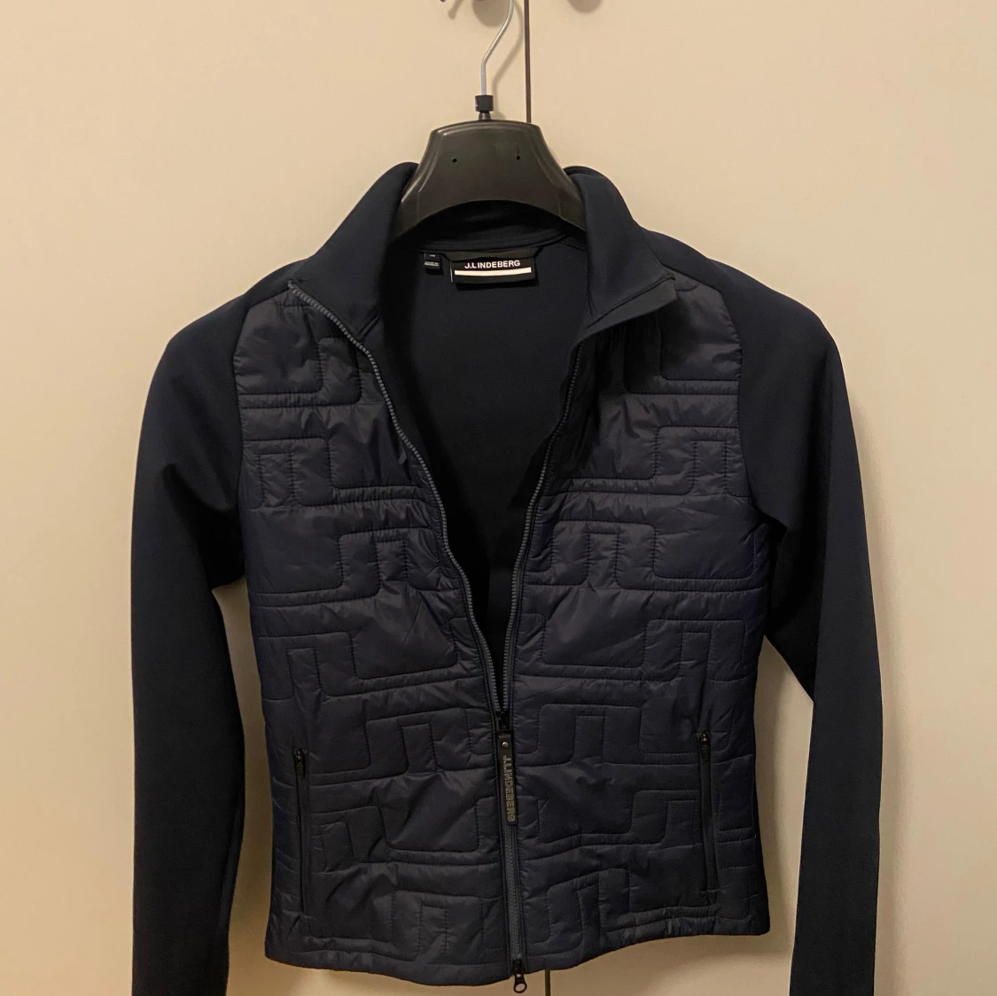 J.lindeberg cardigan