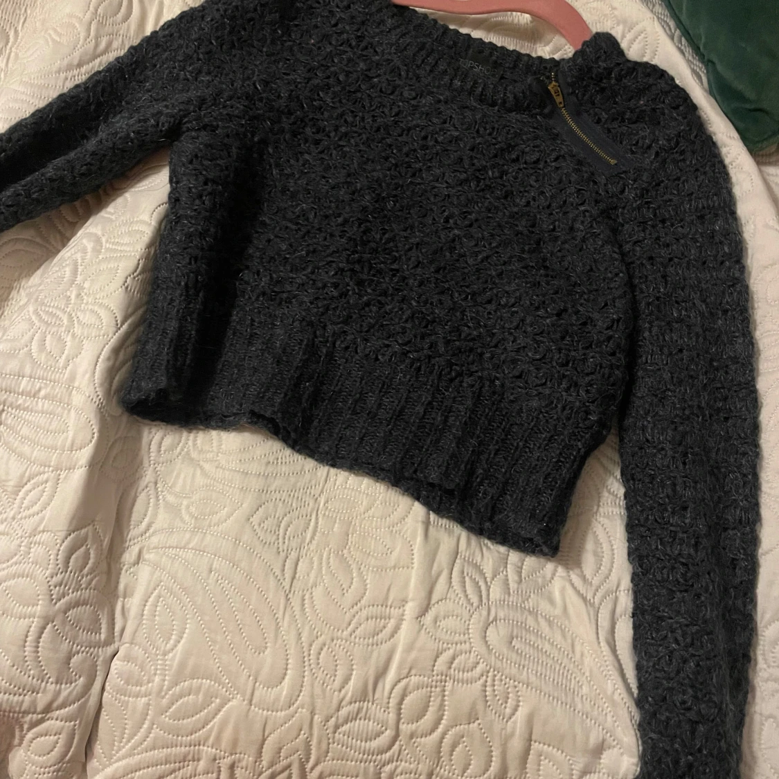 Mörkgrå stickad tröja - 90