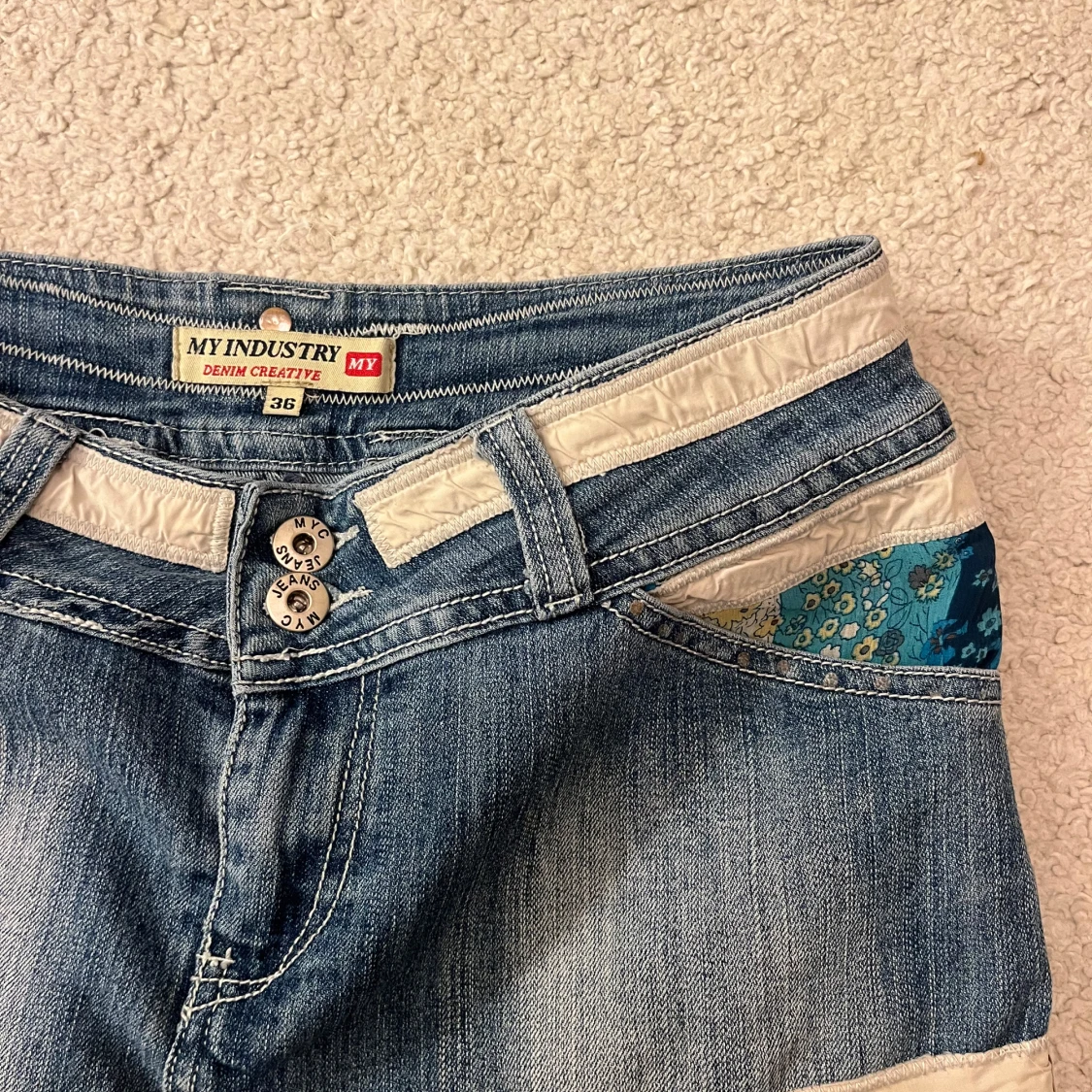 Jeanskjol med volang från My Industry - 1