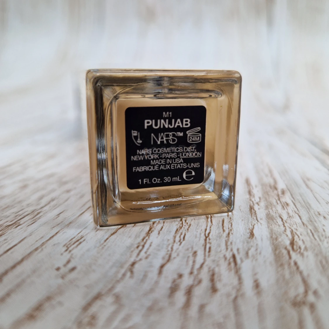 Natural Radiant Longwear Foundation från NARS - 91