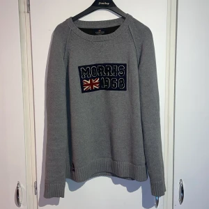 Morris tröja - Snygg Morris tröja i storlek M. Tröjan är i ett skönt stickat matrial. Riktigt bra skick. Byte