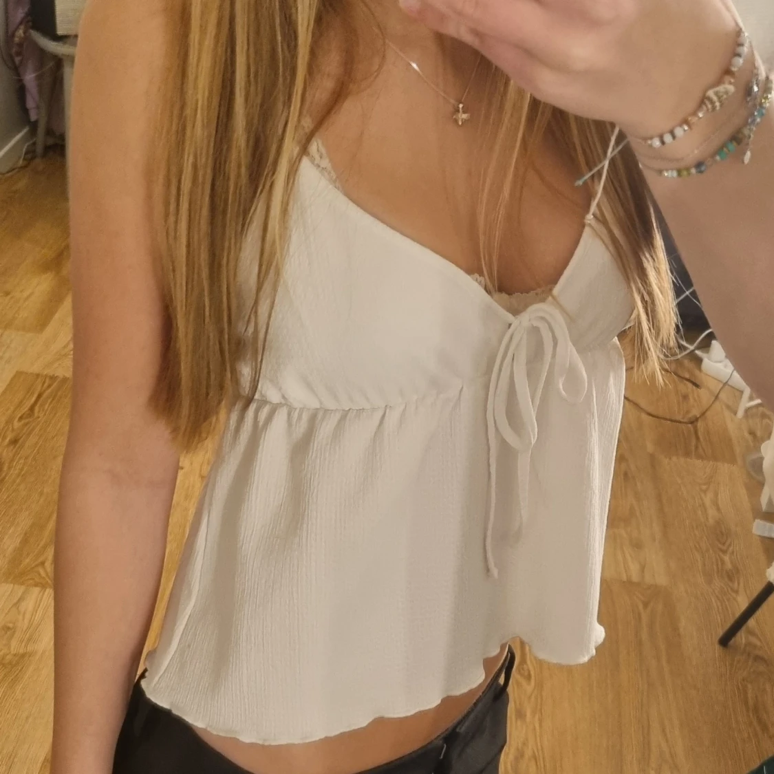 Vit topp från Nelly - 90