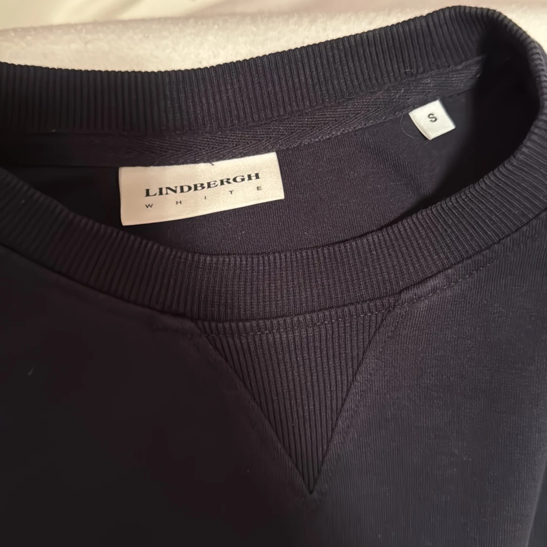 Svart tröja från Lindbergh - 90