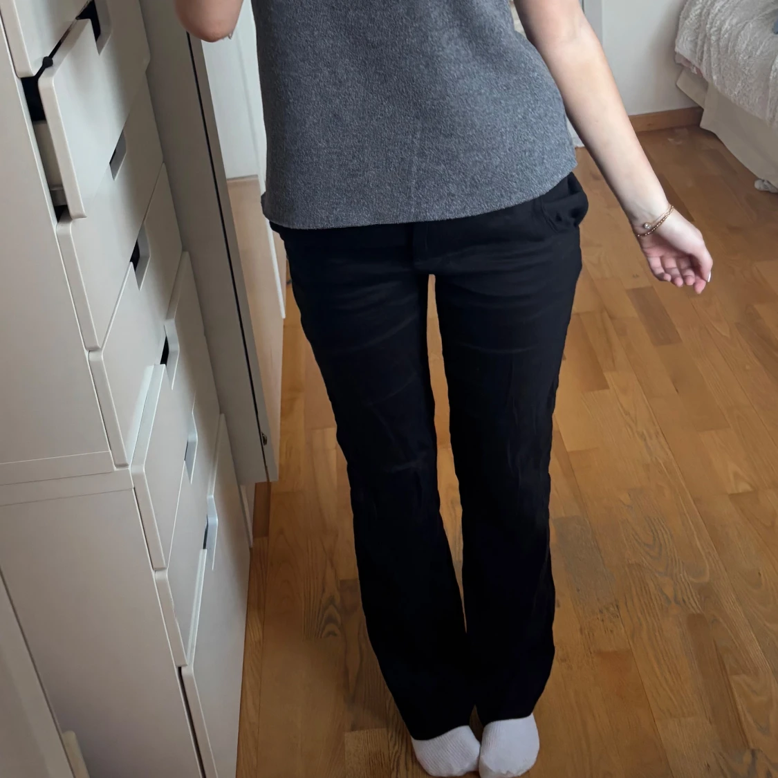 Svarta byxorđ„°đ„°