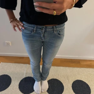 Replay jeans - Så snygga replay jeans!!!!❤️❤️de är lite utsvängda men för korta för mig så därav skinny