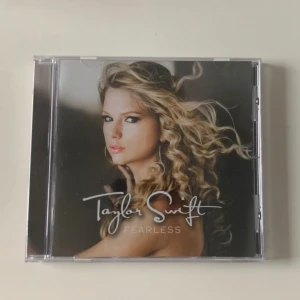 Fearless cd - nyskick. Vid frågor kontakta mig 💗
