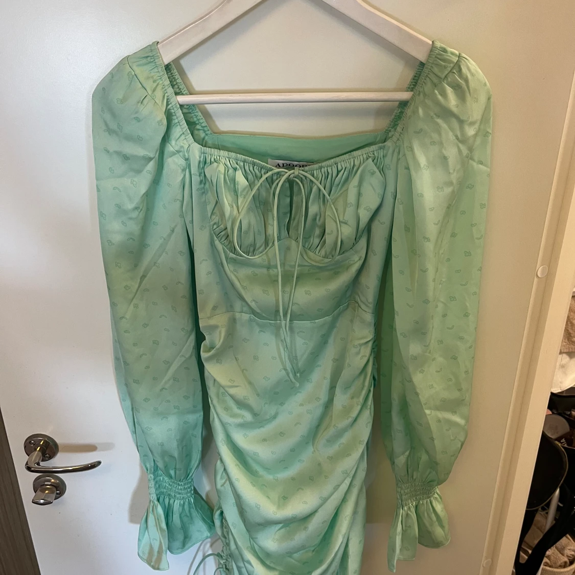 Grön Adoore klänning  - 90