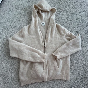 Zip up🐆💘🍾 - jätte fin zip up från soft goats gamla barn avdelning littlegoat som dem har tagit bort 💕nypris 1250 ungefär💕
