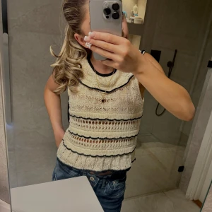 STICKAD ZARA TRÖJA - en skitsnygg stickad zara topp jag inte längre änvänder ❤️ 