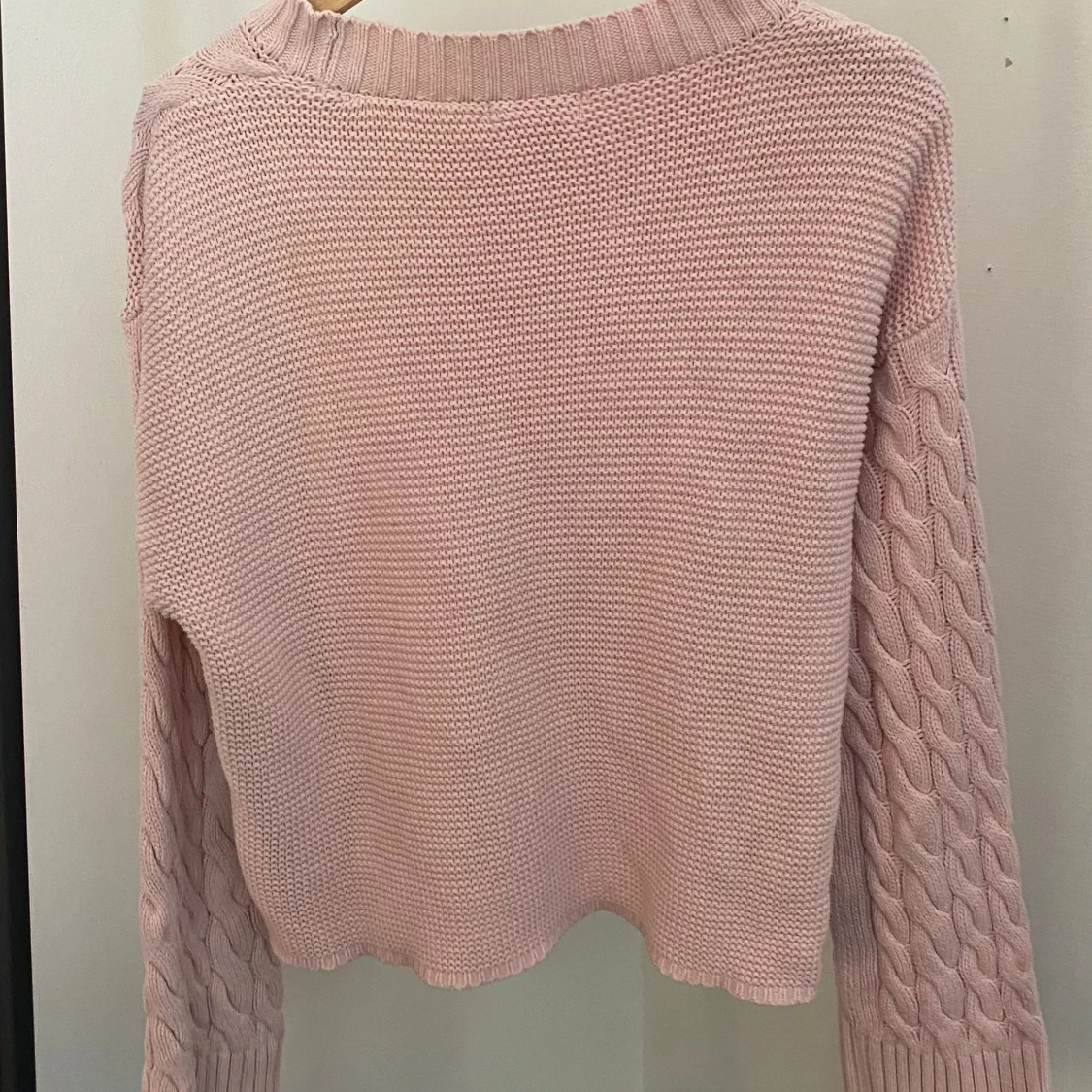 Rosa stickadtröja - 90