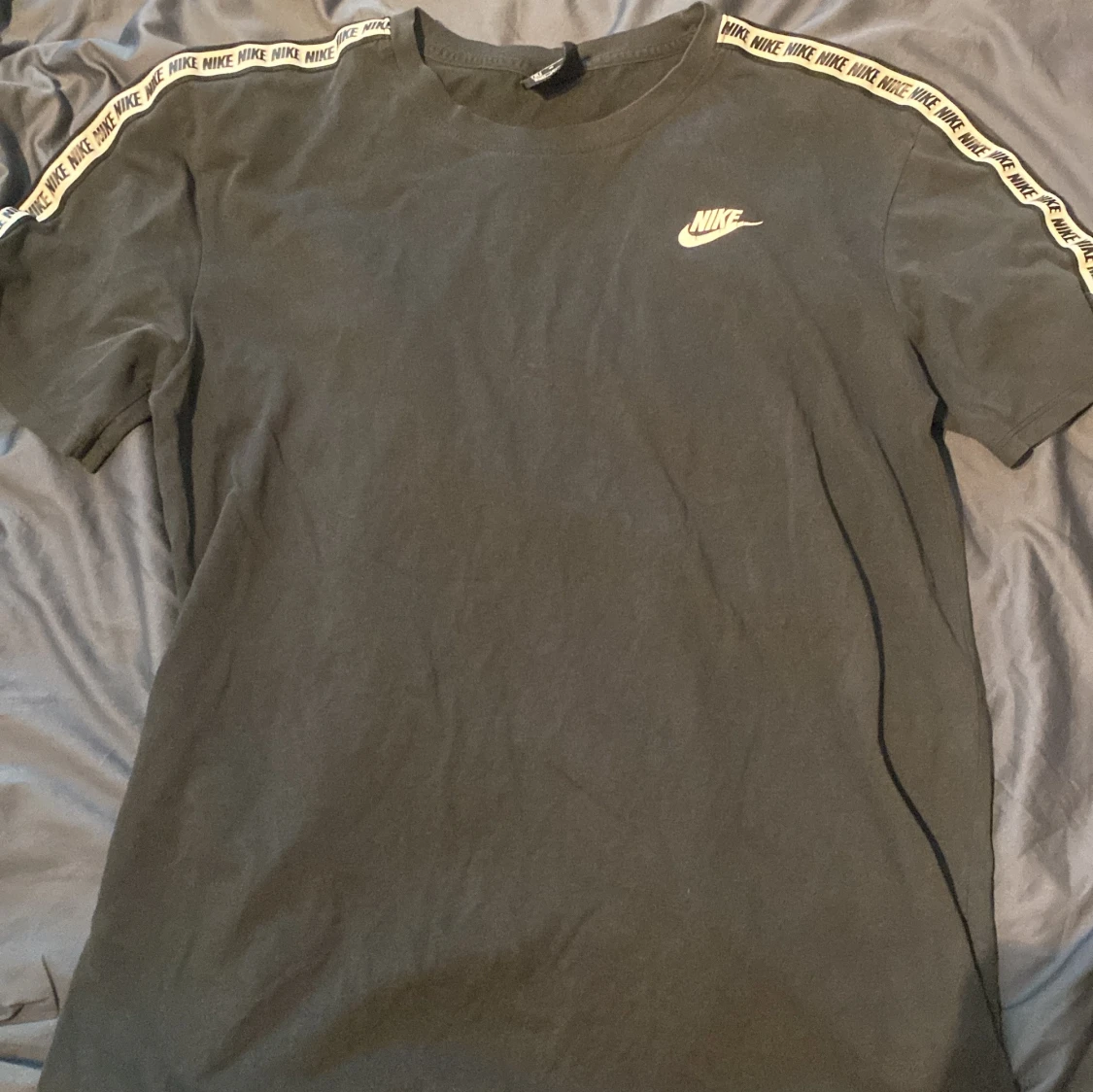 Svart t-shirt från Nike