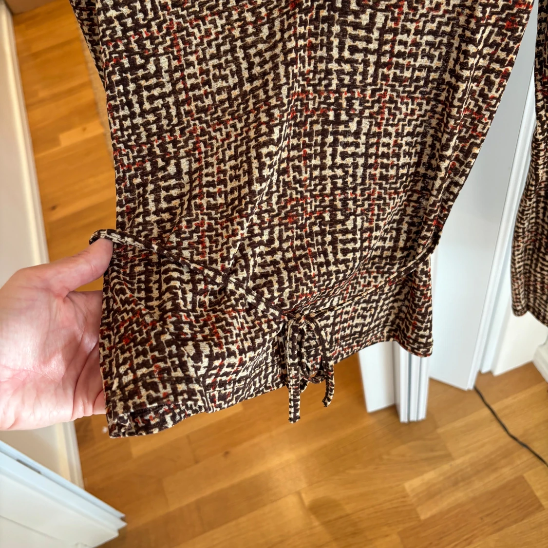 Vintage mönstrad långärmad topp  - 91