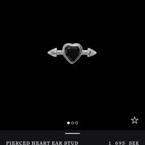 Söker!! - Söker två stycken örhängen från Maria Nilsdotter!! Skriv om ni säljer🥰🥰