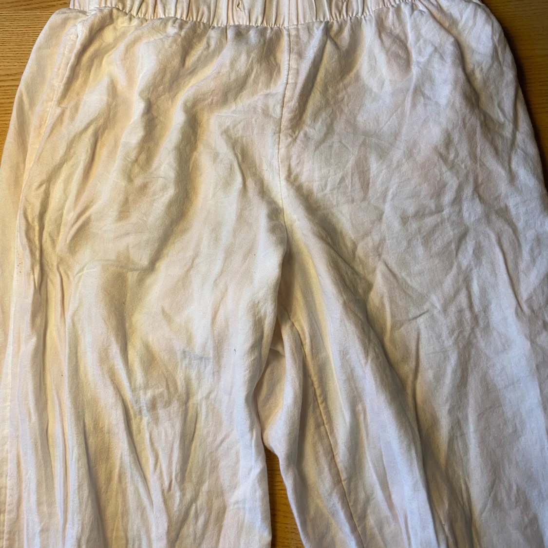 JÄTTE snygga rosa/vita randiga pyjamasbyxor - 91