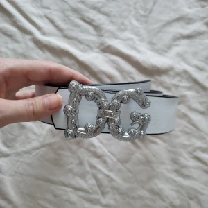 Vit bälte - Vit bälte