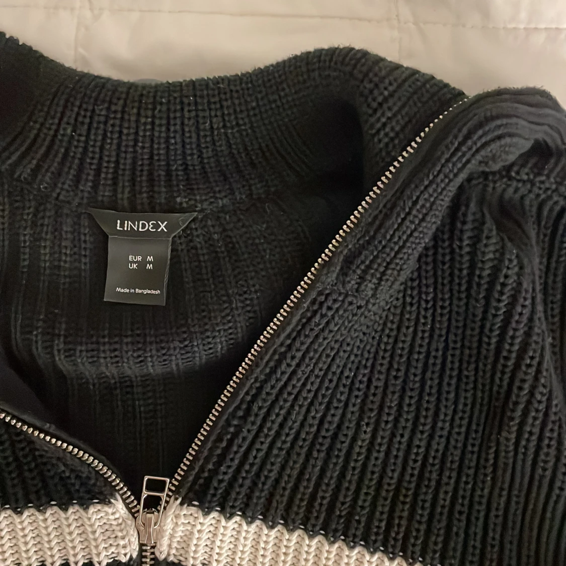 Randig stickad tröja  - 91