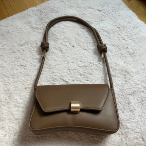 Väska - Väska i nyskick!