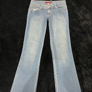 Lågmidjade jeans  - Säljer dessa supersnygga jeans då dem inte passa mig tyvärr 🥰