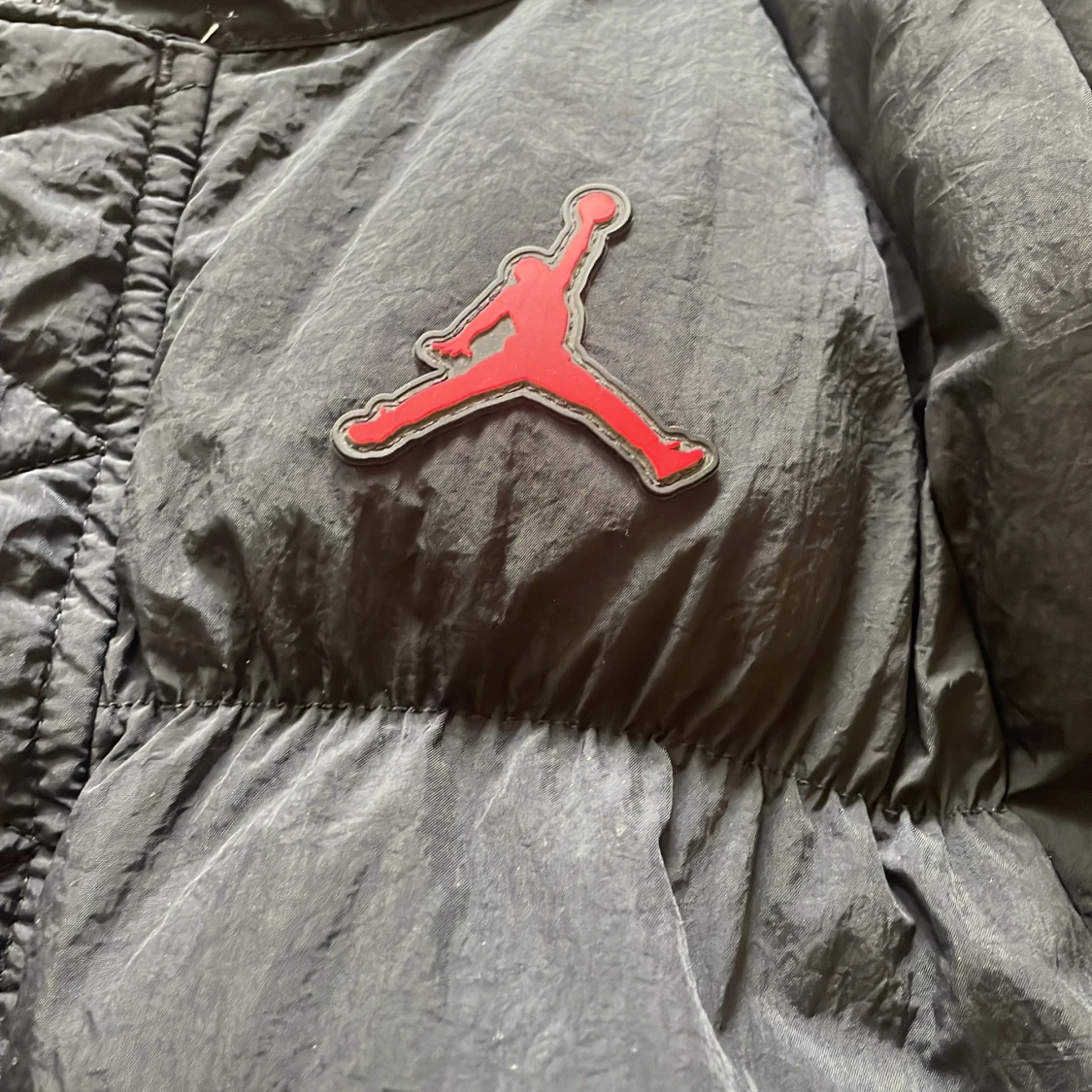 Svart pufferjacka från Jordan - 1