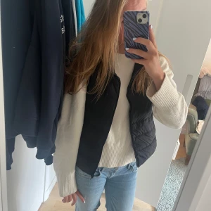 Höstig dunväst! - Snygg dunväst, perfelt basplagg till hösten och vintern