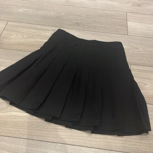 Söt kjol - Endast provad. Nyskick. Finns i Stockholm 🌸