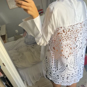 Skjorta från FWSS - Så cool skjorta från Fall winter spring summer i jättefint skick, använd 1 gång
