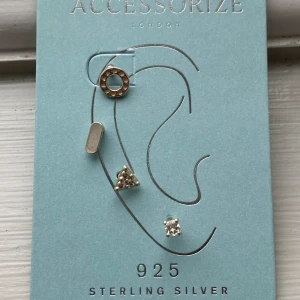 Äkta silver örhängen  - Örhängen för öronbrosket från Accessories i äkta silver.  Helt nya