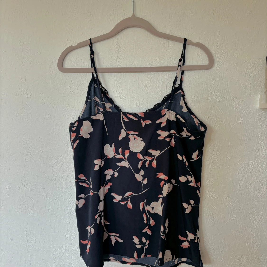 Mönstrad Spetslinne - 92