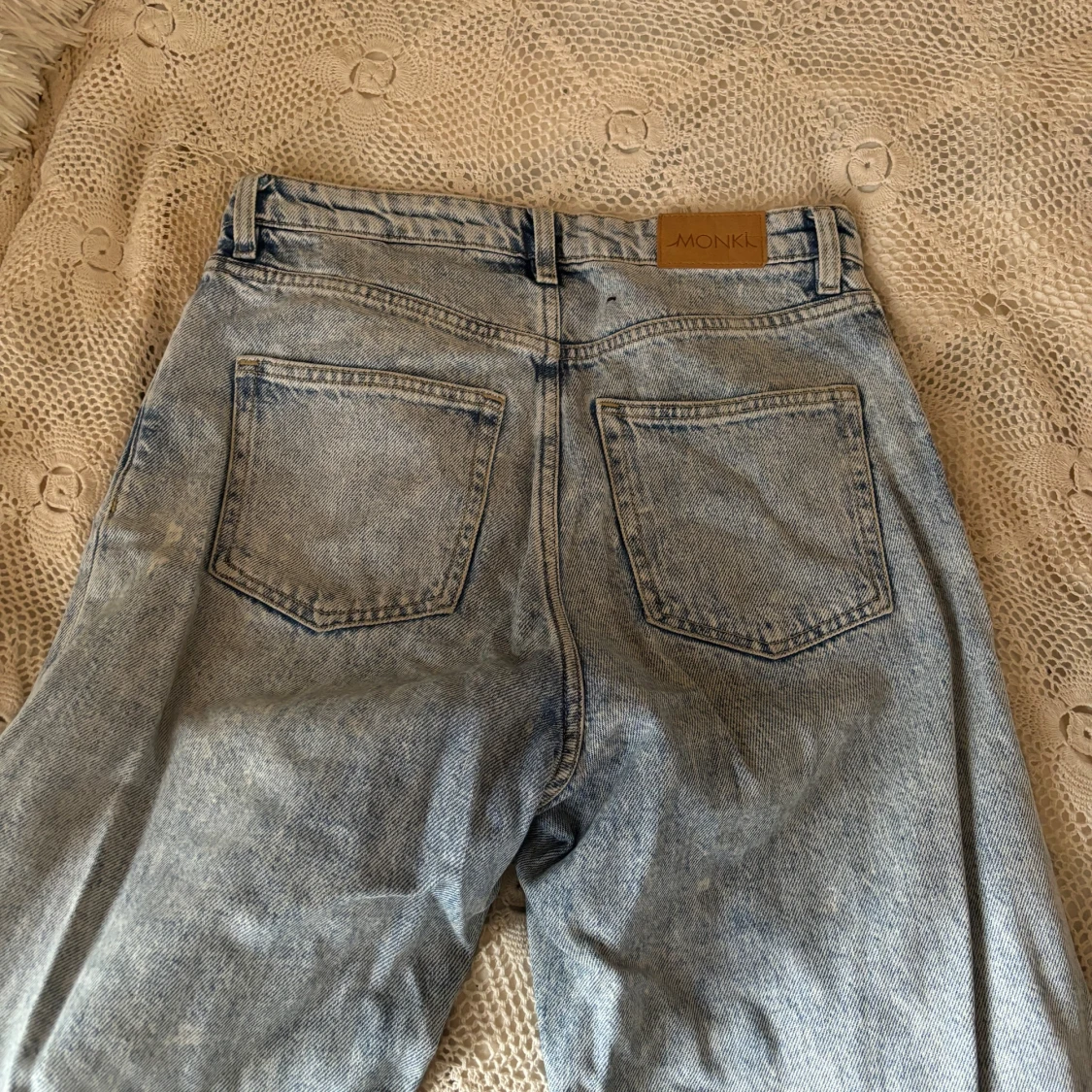 Ljusblå jeans från Monki - 91
