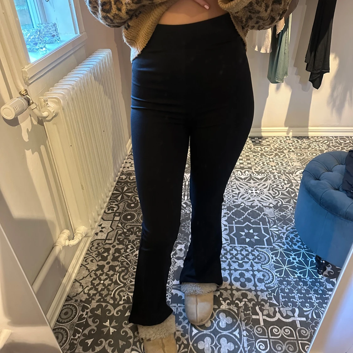 Svarta kostymbyxor  - 91